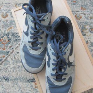 2003 Nike Air WILDWOOD ACG white denim 7.5 womens